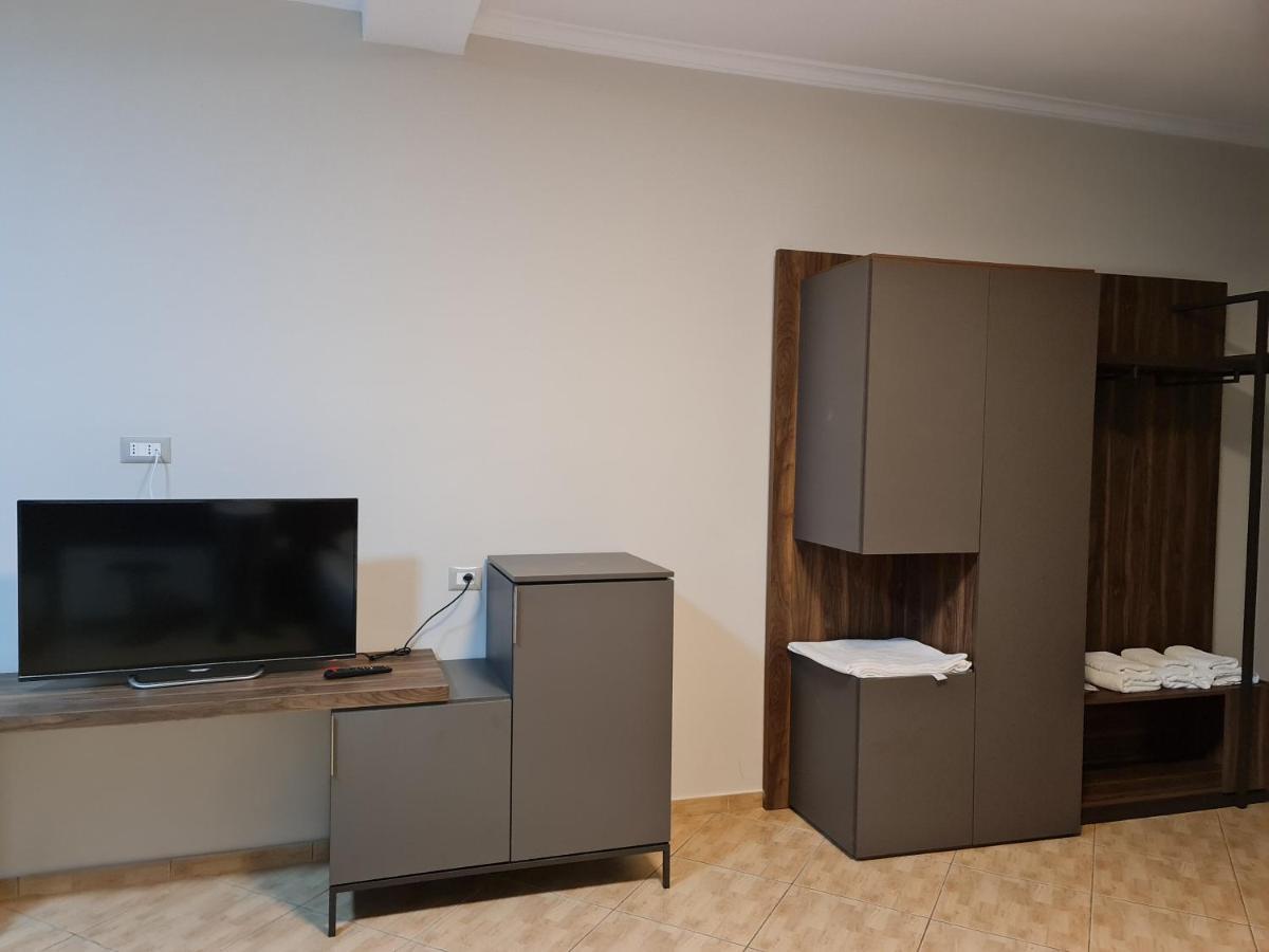 Regina Garden Vlorë מראה חיצוני תמונה