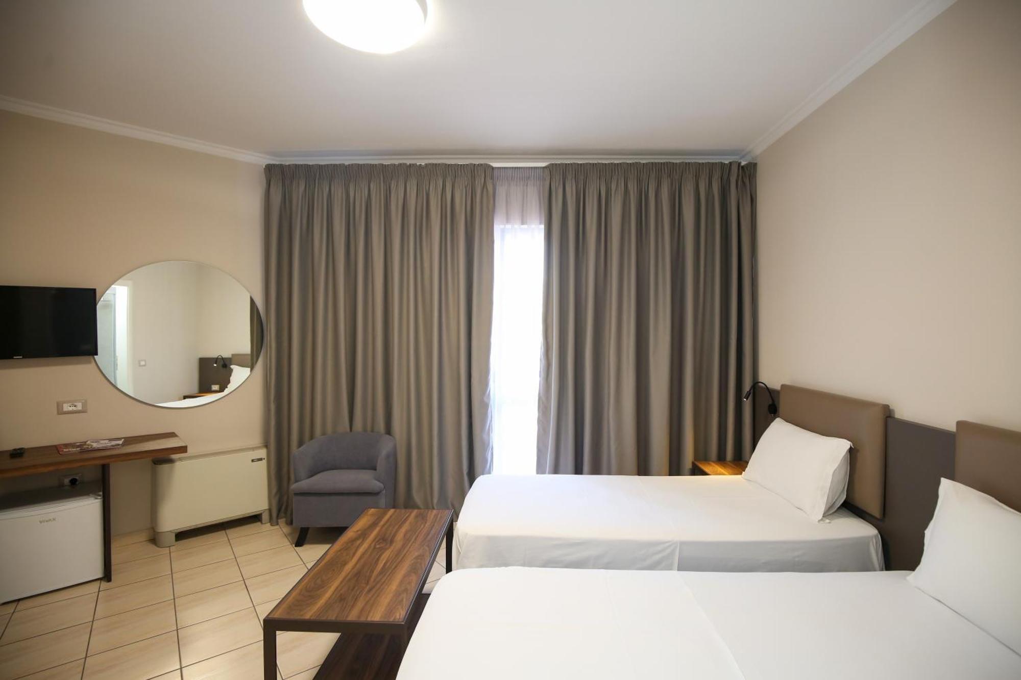 Regina Garden Vlorë מראה חיצוני תמונה